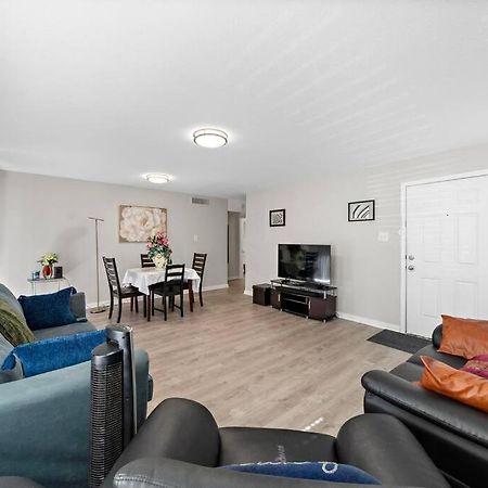 Cozy, Dedicated Workspace, Fast Wi-Fi Apartment Houston Eksteriør bilde
