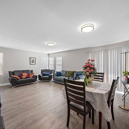 Cozy, Dedicated Workspace, Fast Wi-Fi Apartment Houston Eksteriør bilde