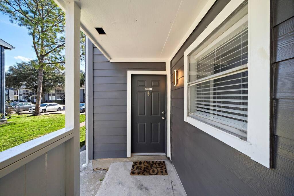 Cozy, Dedicated Workspace, Fast Wi-Fi Apartment Houston Eksteriør bilde