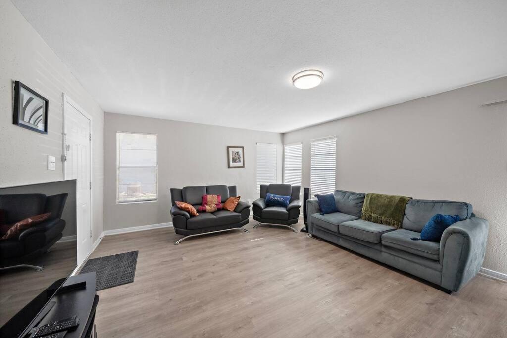 Cozy, Dedicated Workspace, Fast Wi-Fi Apartment Houston Eksteriør bilde